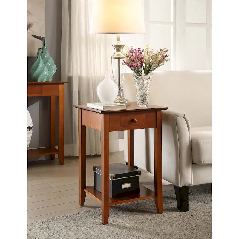 Table d'appoint à 1 tiroir et étagère American Heritage