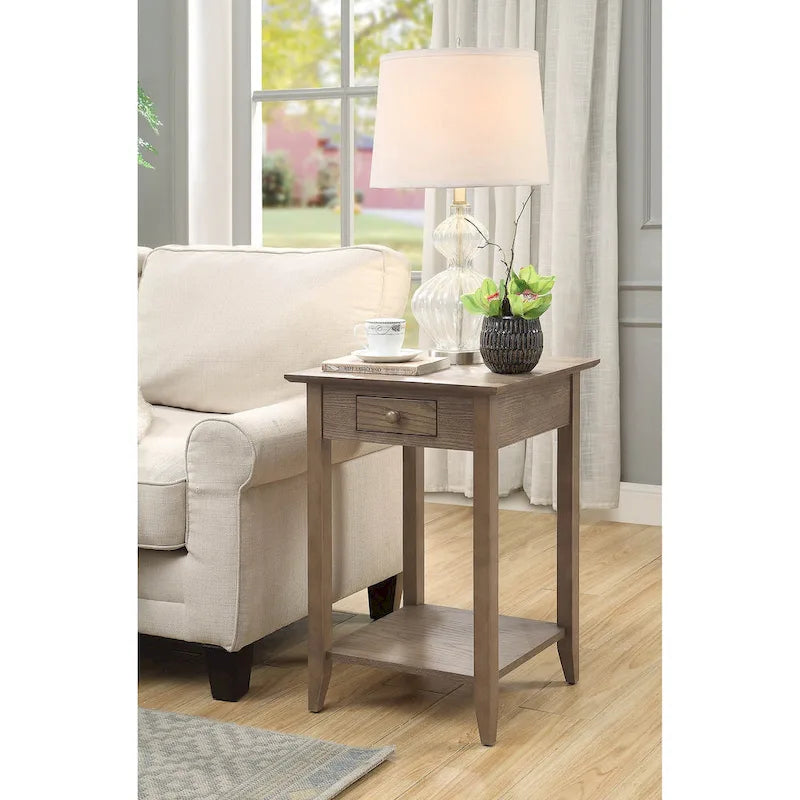 Table d'appoint à 1 tiroir et étagère American Heritage