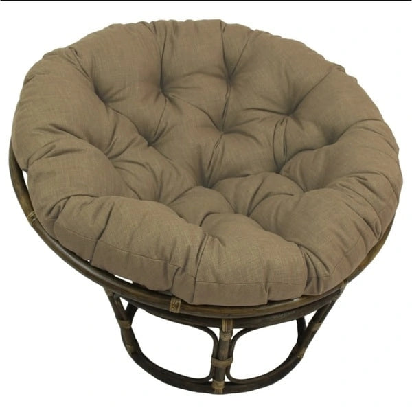 Chaise en rotin Bali de 42 po avec coussin tout temps solide