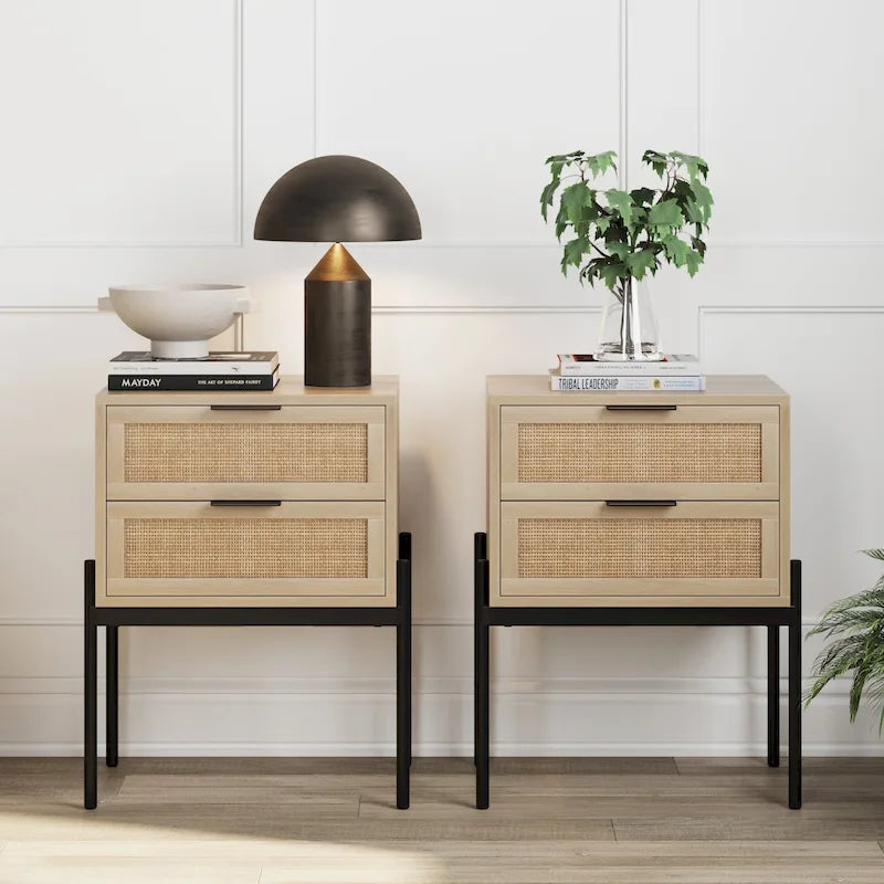 Table d'appoint en rotin avec rangement et accents dorés