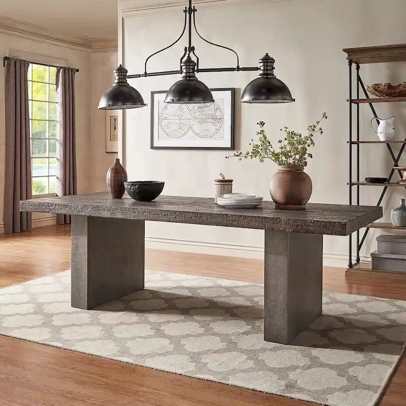 Table de salle à manger en bois recyclé et béton